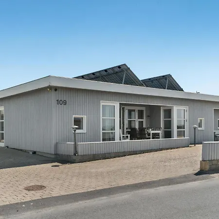 Amazing In With Wifi Holiday home
